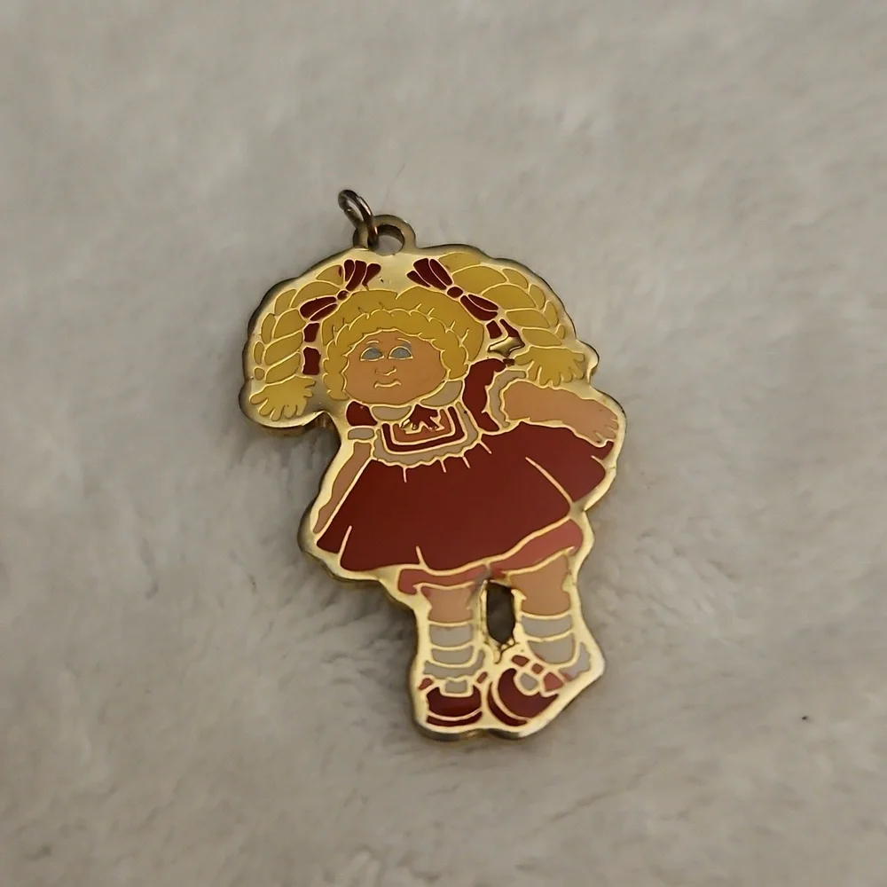 Vtg H. ELDON 1983 Cabbage Patch Doll Pendant
